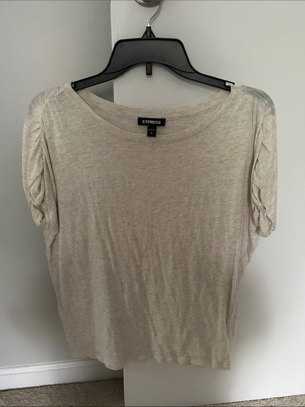 Express Women's Light Cream Short Sleeve Tee with Ruched Sleeves